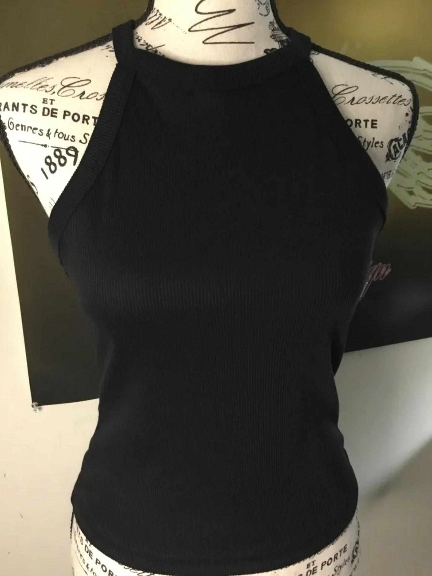 Multi-color Tank Tops: Round neck, Knitted, and breathable