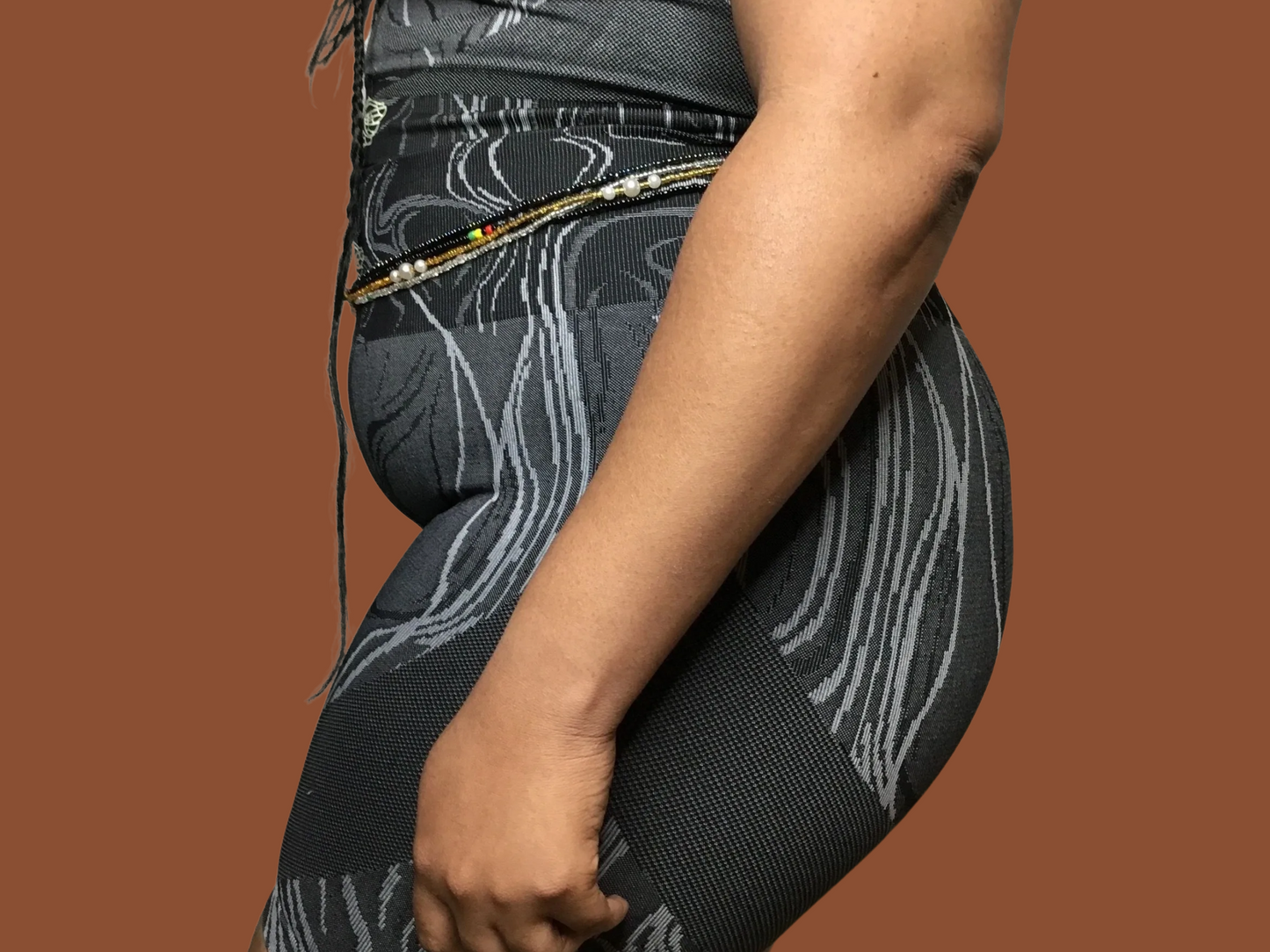 Short yoga pants